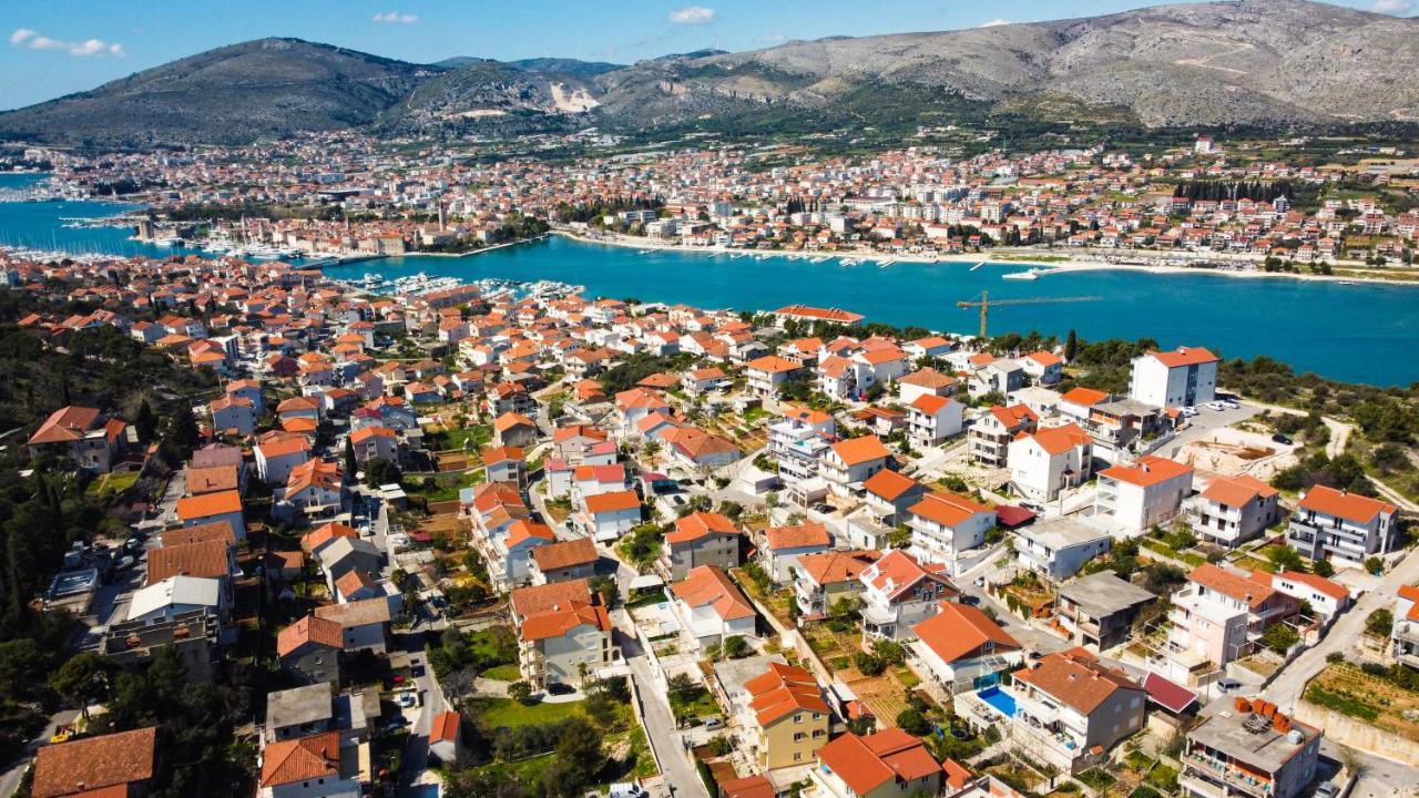 Peaceful & Sunny Apartments Trogir Ngoại thất bức ảnh