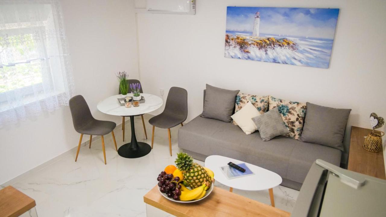 Peaceful & Sunny Apartments Trogir Ngoại thất bức ảnh