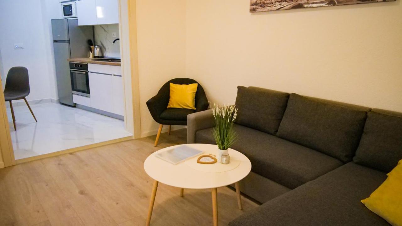 Peaceful & Sunny Apartments Trogir Ngoại thất bức ảnh